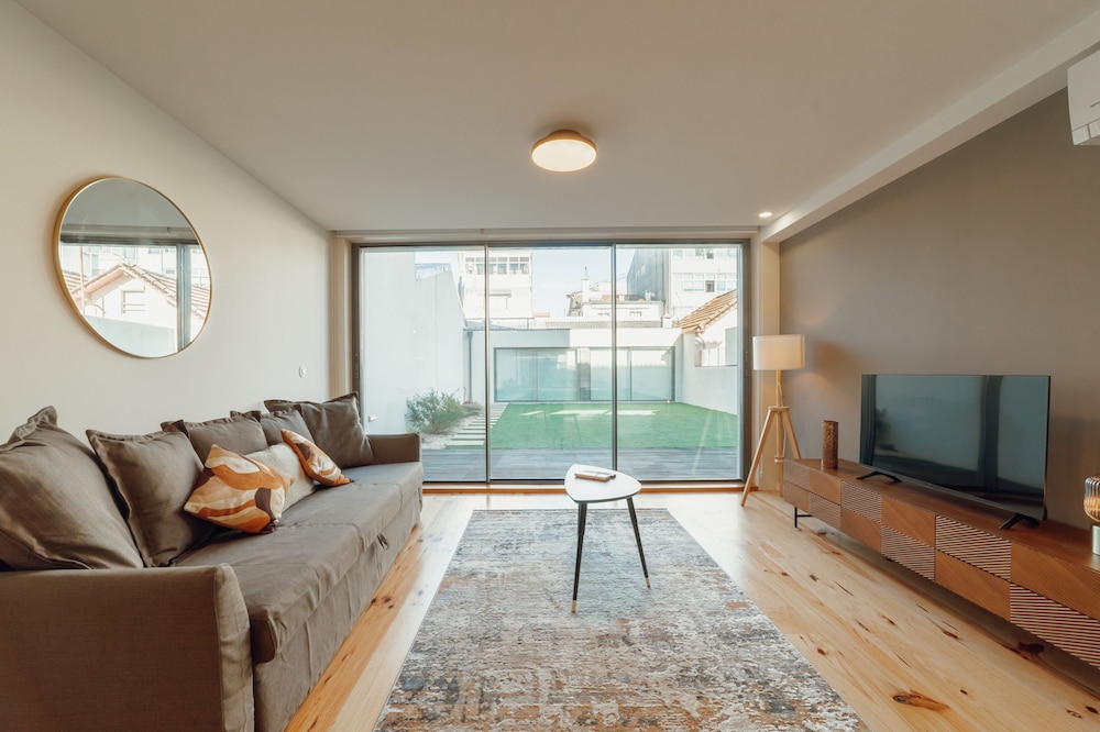 Gaia Premium A With Terrace by Vacationy