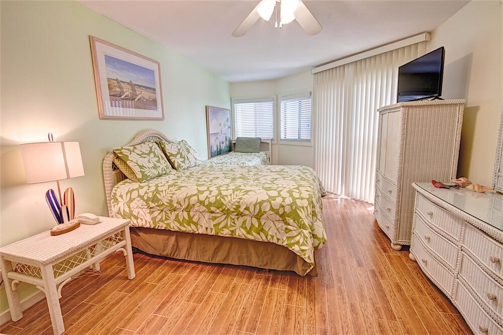 Hibiscus C102 [2/2] Free Activities! & Oceanview Wifi 3 Pools view 2