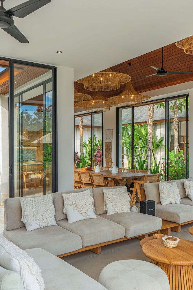 Rosita Ubud - Stunning 5BR Villa