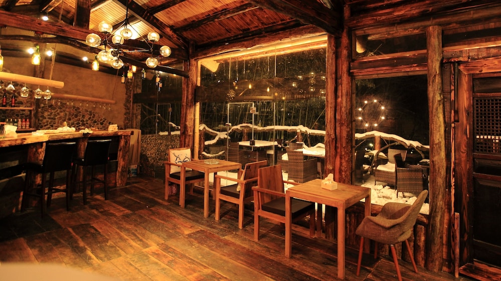 No.5 Valley Lodge