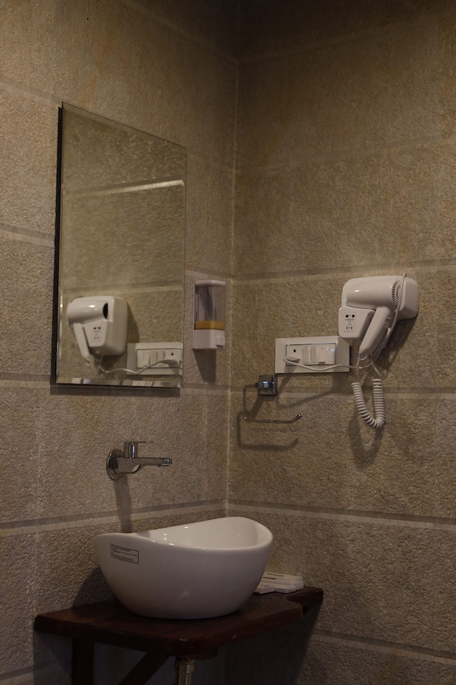 The Jawai Vanya Bagh Resort By Lavender Hotels