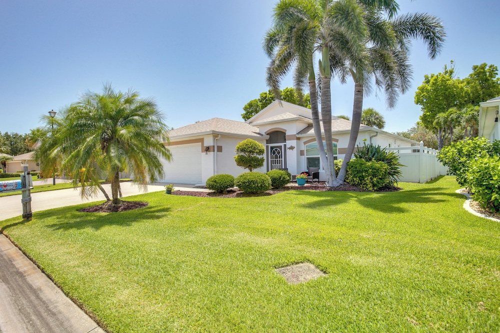 5 Mi to Fort Myers Beach: Home w/ Heated Pool!