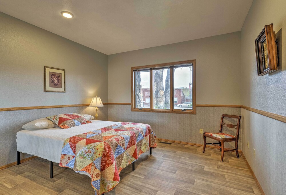 Spacious Home 10 Minutes to Ten Sleep Canyon!
