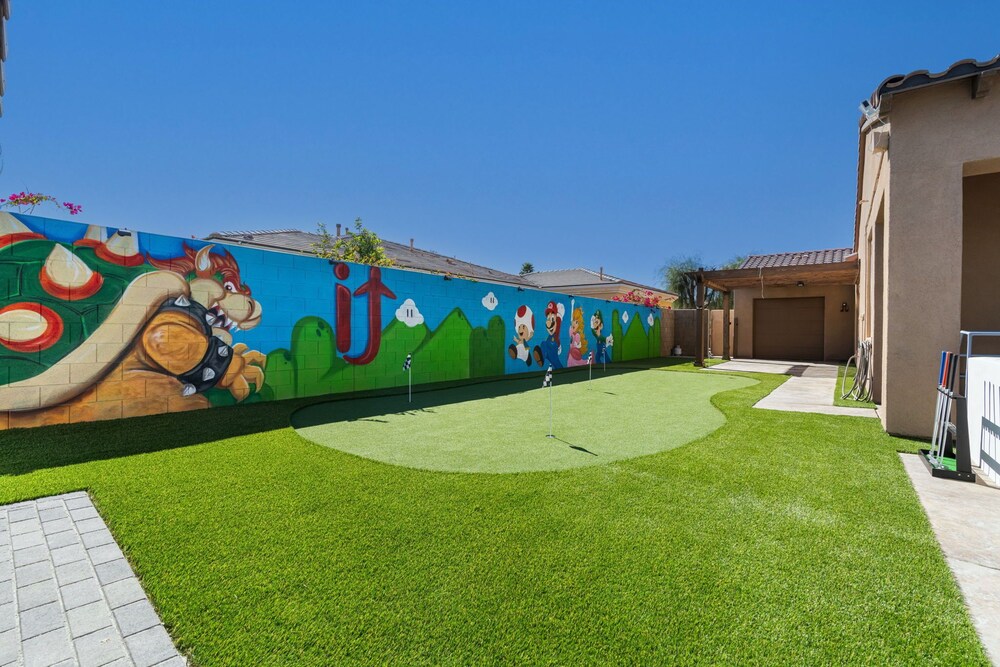 Super Mario Retreat Dream Getaway