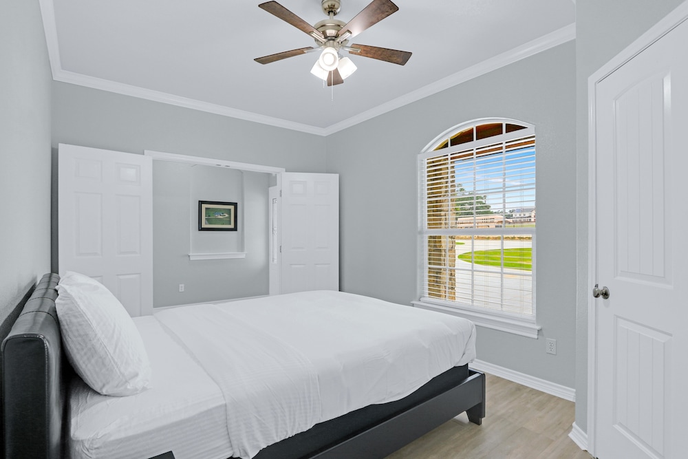 6A Ranch Luxury Meets Country!
