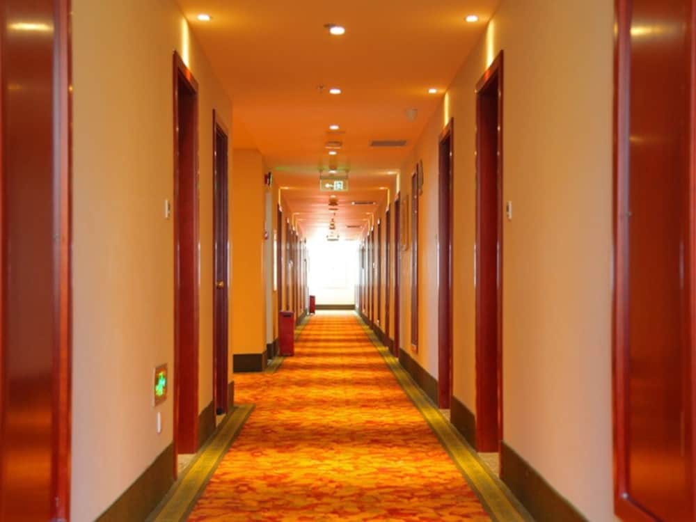 GreenTree Inn Langfang Bazhou Railway Station West Yingbin Road Express Hotel
