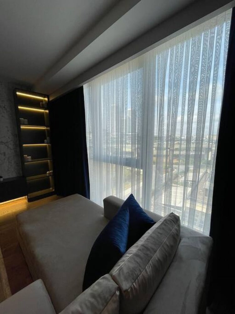 Brand-new 2 1 Apartment-near Mall of Istanbul