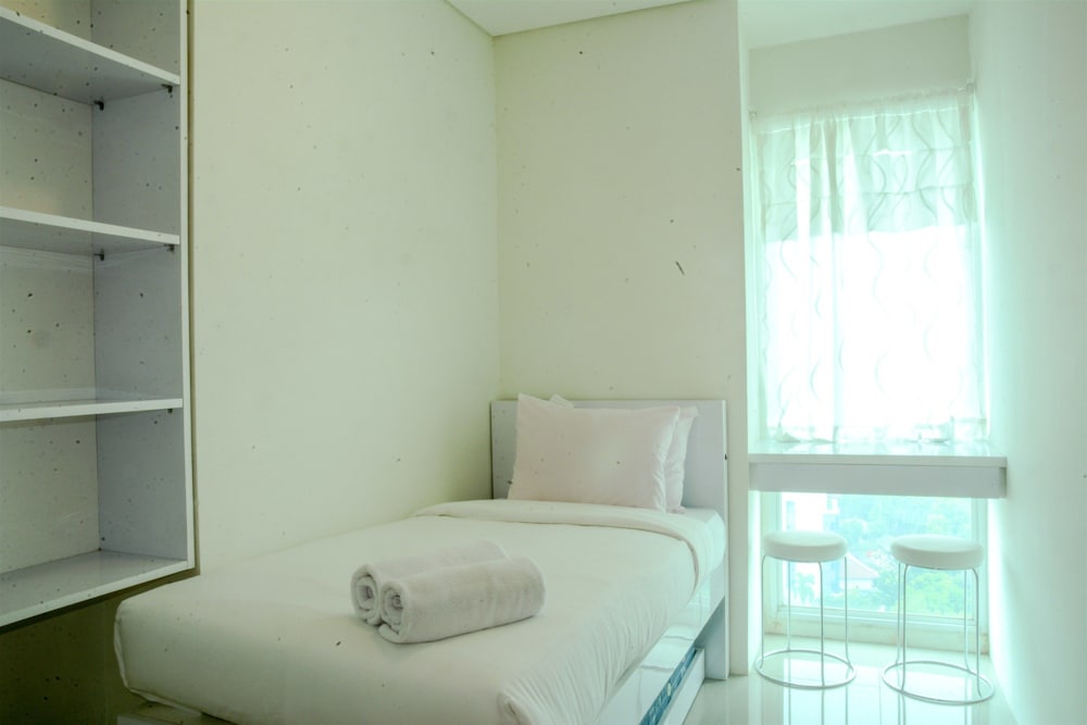 2 Bedrooms Woodland Park Apartment by Travelio