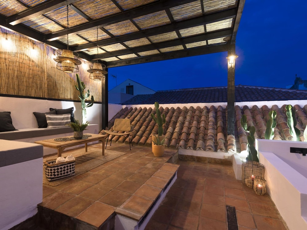 Old City Center Penthouse