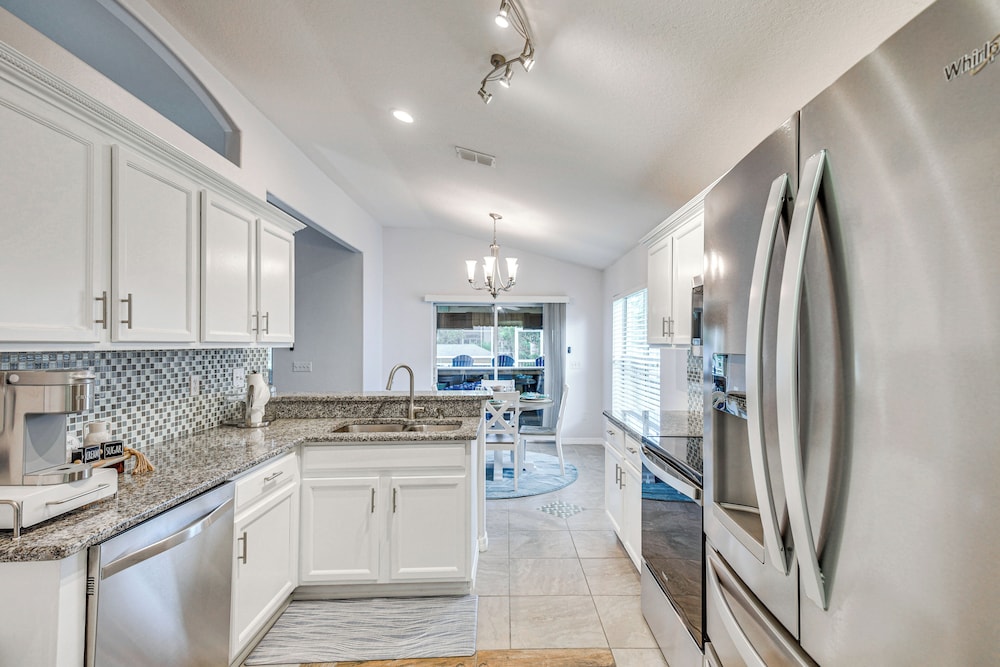 On-site Canal Access: Luxe Home in Palm Coast!