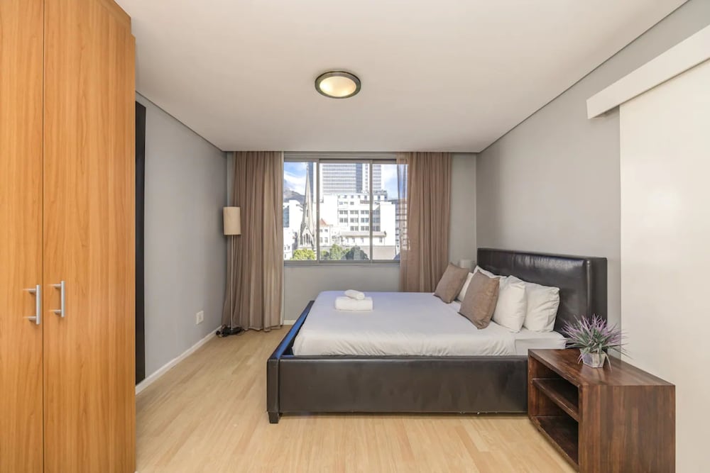 Homey Apartment at the Greenmarket Square view 3