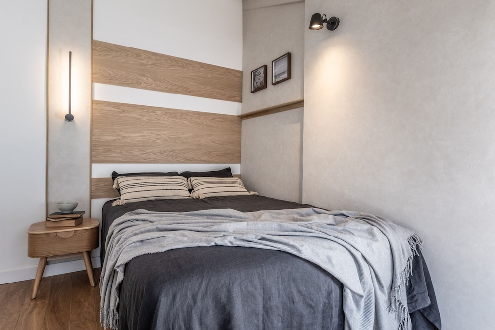Hiis - 2 Bedrooms and Terrace in R os Rosas
