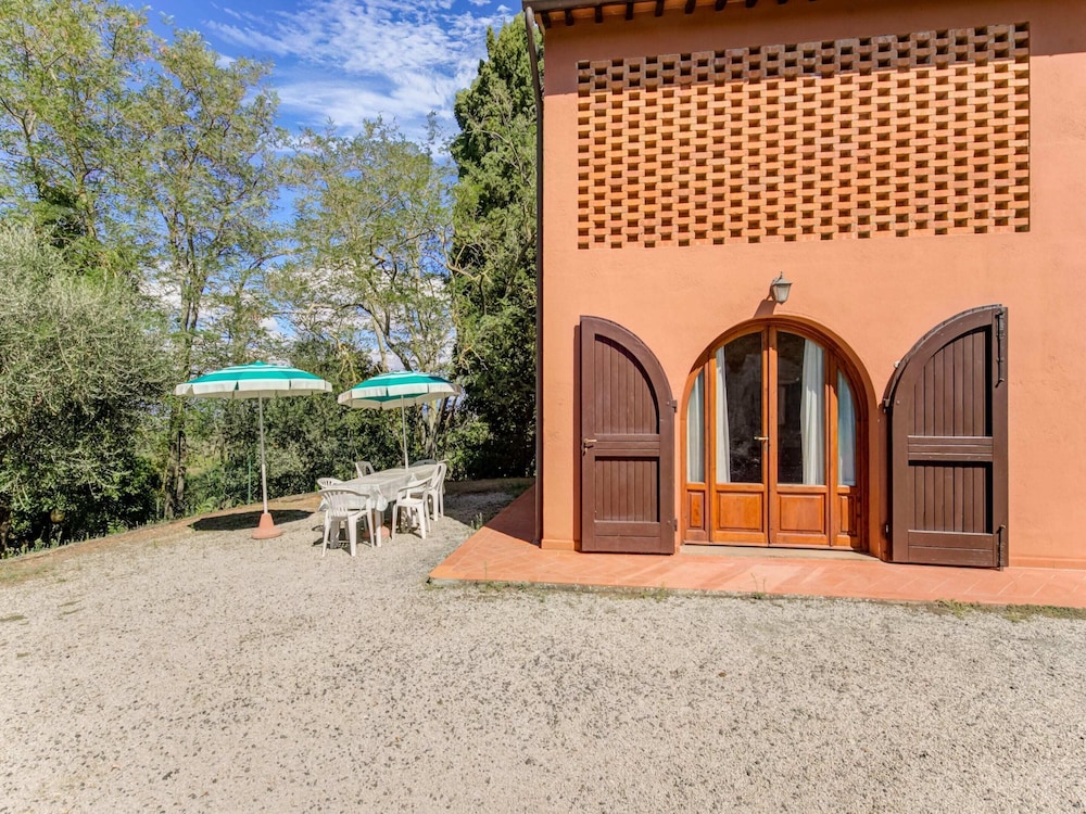 Apartment With Garden, Pool