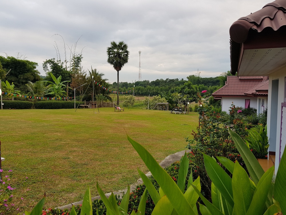 Mae Klang Banyen Hill