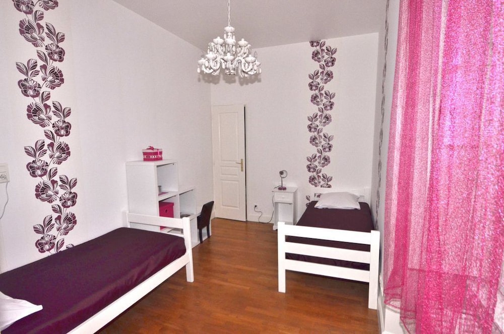 Les Chambres du Chapitre view 2