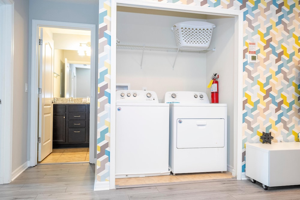 8822 GC - Fabulous 5BR Townhome: Pet Friendly