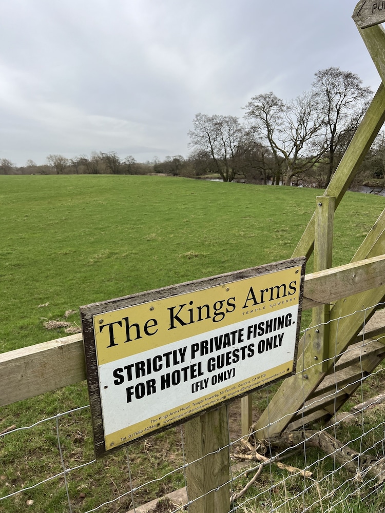 Penrith Vacations - The Kings Arms - Property Image 17