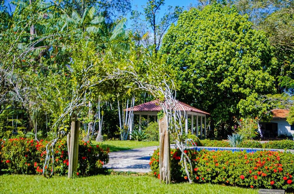 Casa c Wifi Churrasq Pisc red rio Pet Friendly