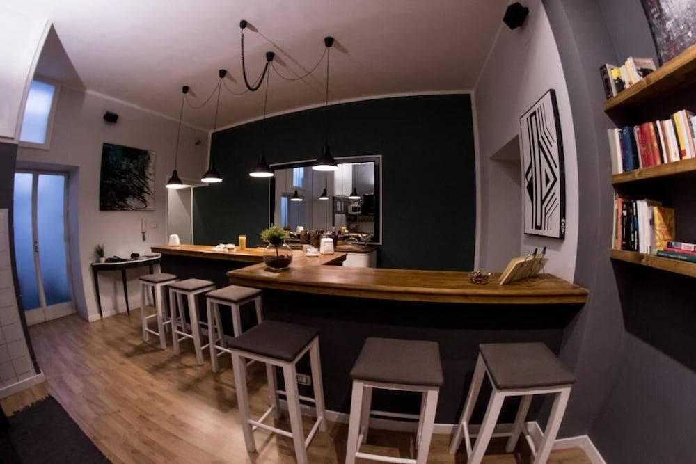 Balate maqueda bnb