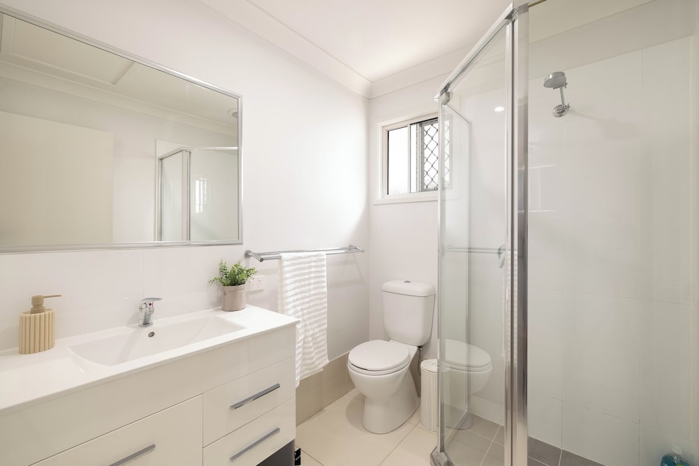 Smart Suites Self Check-in Apartments - 31A Freney
