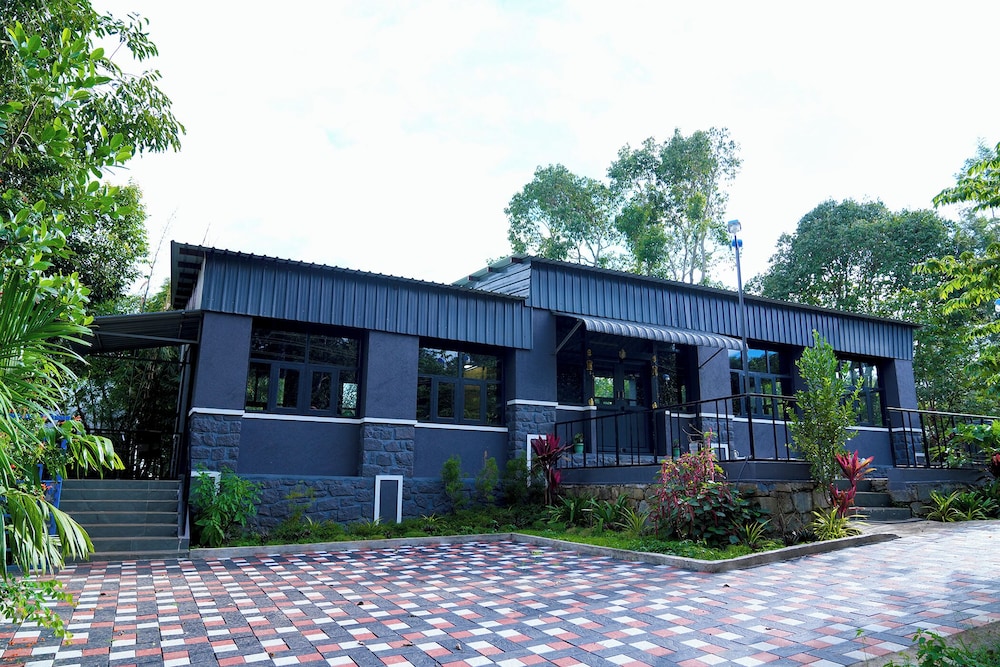 BlueHill Lotus Holistic Wellness Village