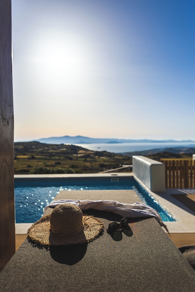 La Grande Vue Private Villas