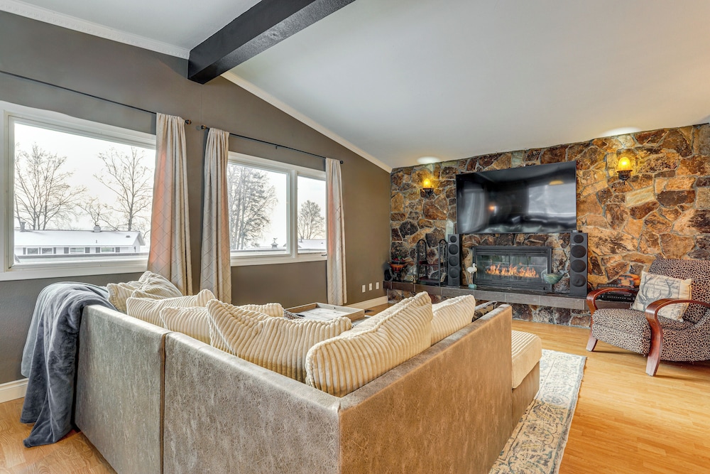 Theater Room + Fire Pit: Anchorage Family Retreat