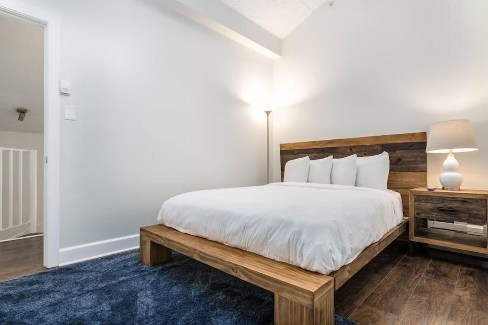 Convenient 2BR Condo Near Lionshead Village With Resort Amenities
