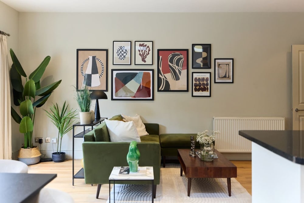 The Fulham Wharf - Glamorous 2bdr Flat With Garden