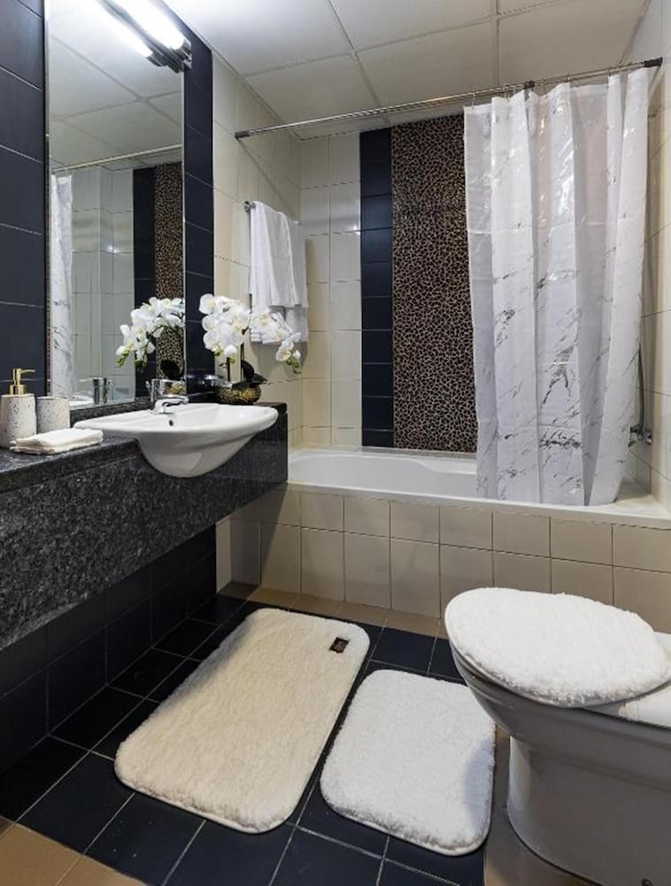 GLOBALSTAY Scala Tower with Free Parking