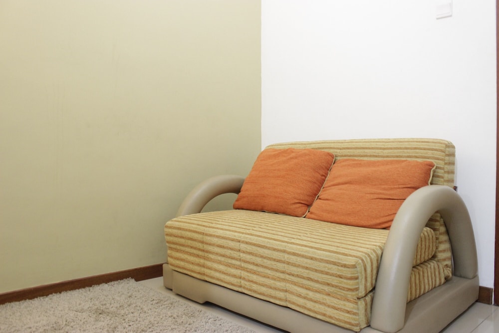 Deluxe & Cozy 1Br At Marbella Suites Dago Pakar Bandung Apartment view 4