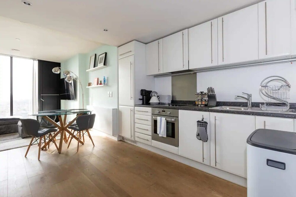 Bright New 1 Bedroom Flat in Elephant and Castle