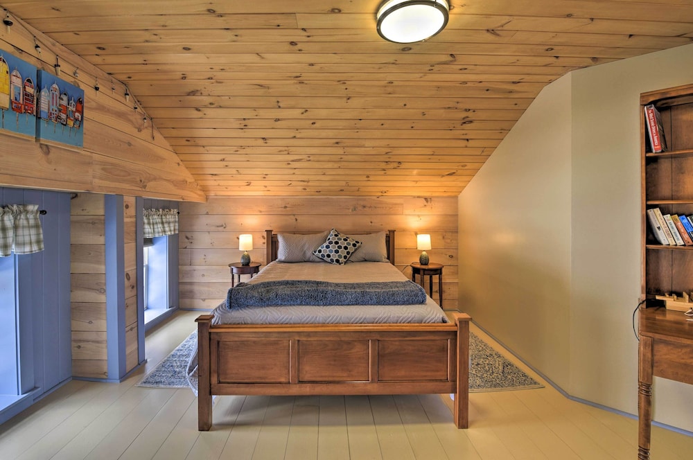 'captain's Quarters' at St Albans Bay Marina view 2