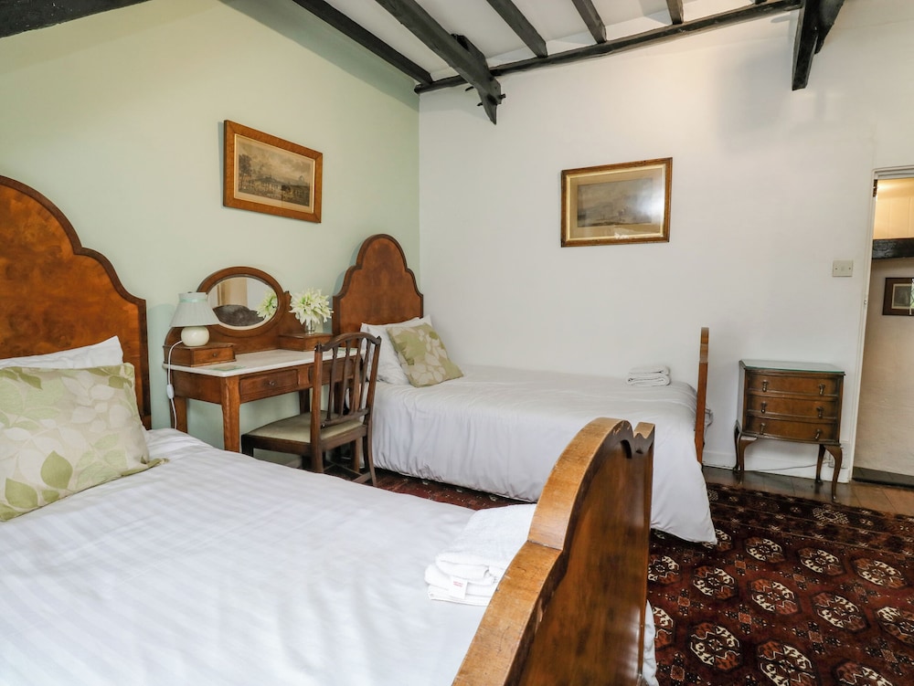 Hearthstone East Cottage