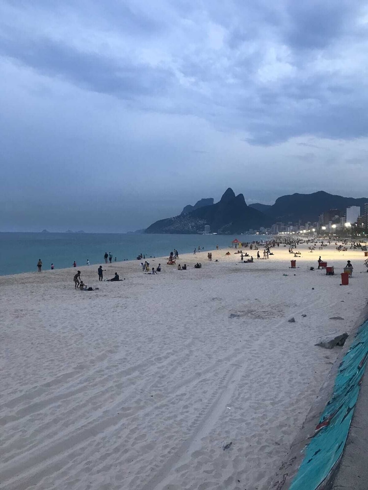 LIVE RIO HOSTEL