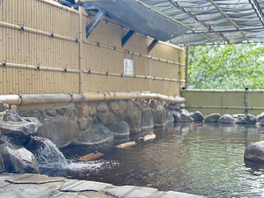Hakusui Onsen Takenokura Sansou