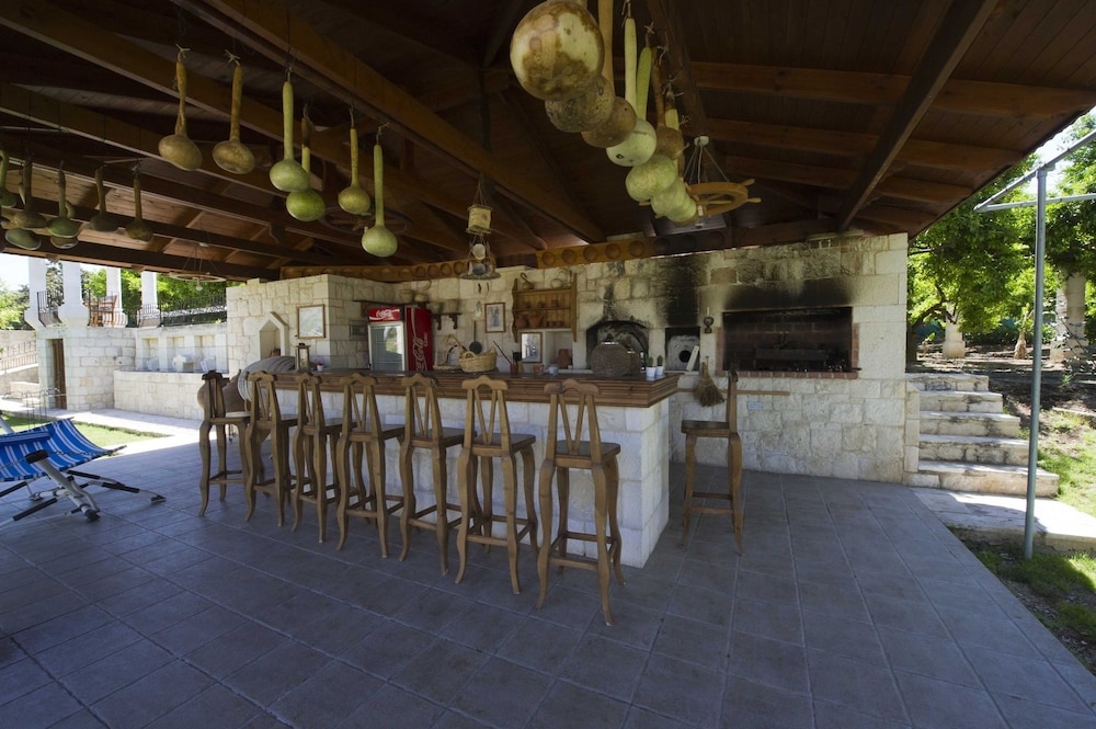 Constantinos Villa