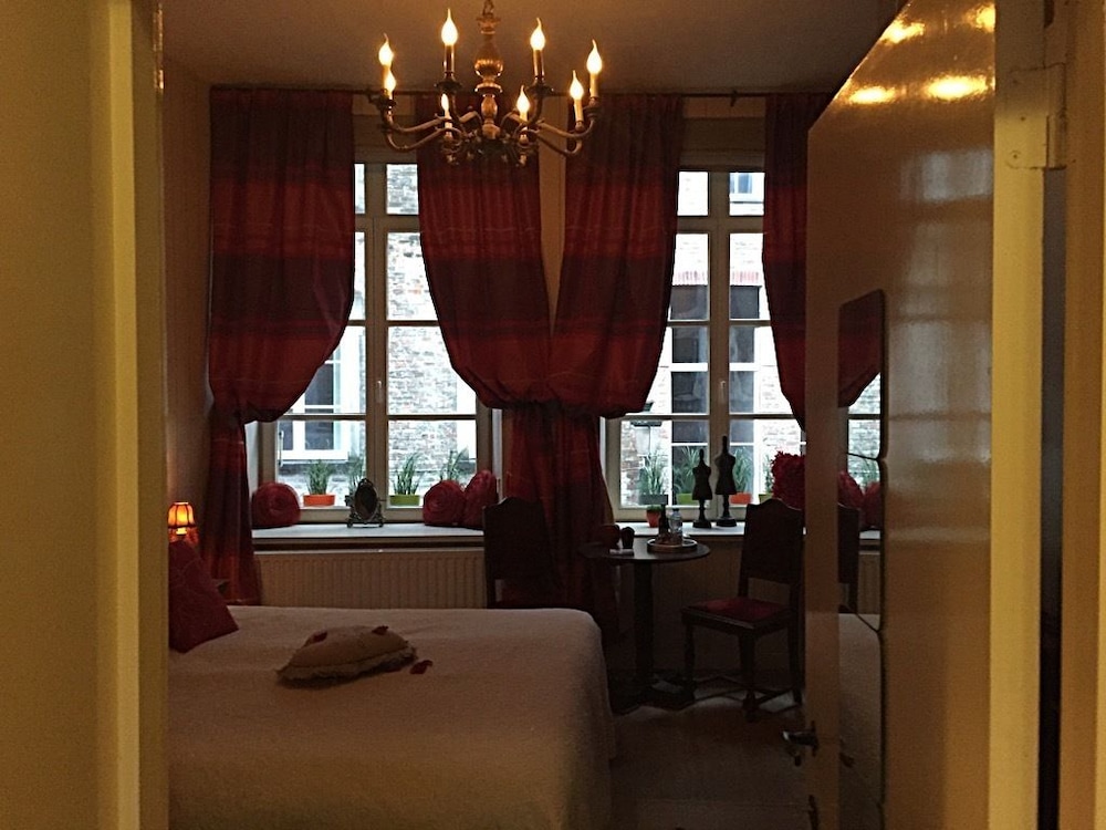 Bruges Vacations - Con Ampere Bed Breakfast - Property Image 23