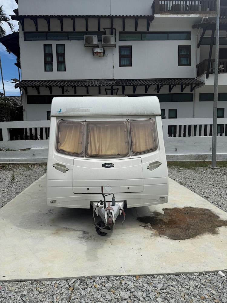 Villa D'Acqua Homestay