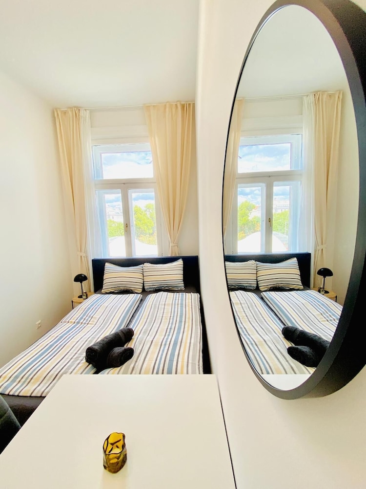 Stylish 5BR 7min to Westbahnhof