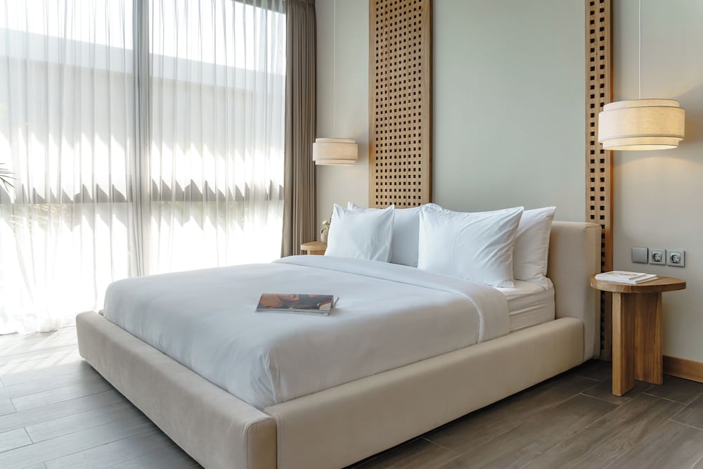 AMO Residences