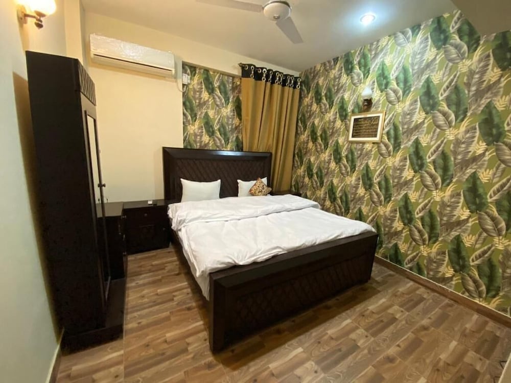 Hospitality Experts view 5