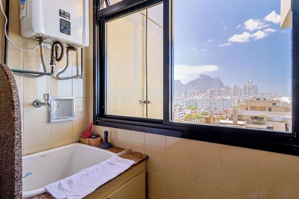 Barra da Tijuca Vista Mar Lazer e Garagem