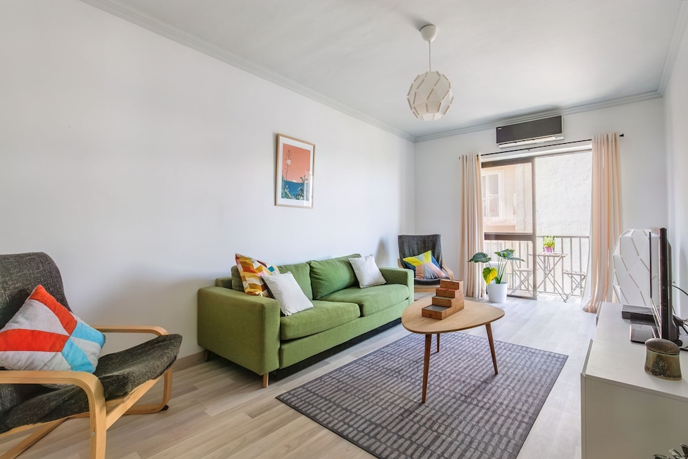 Stylish 3 BR APT close to Balluta Bay