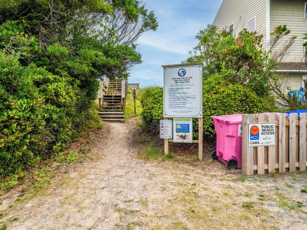 Beach, Please by Topsail Realty