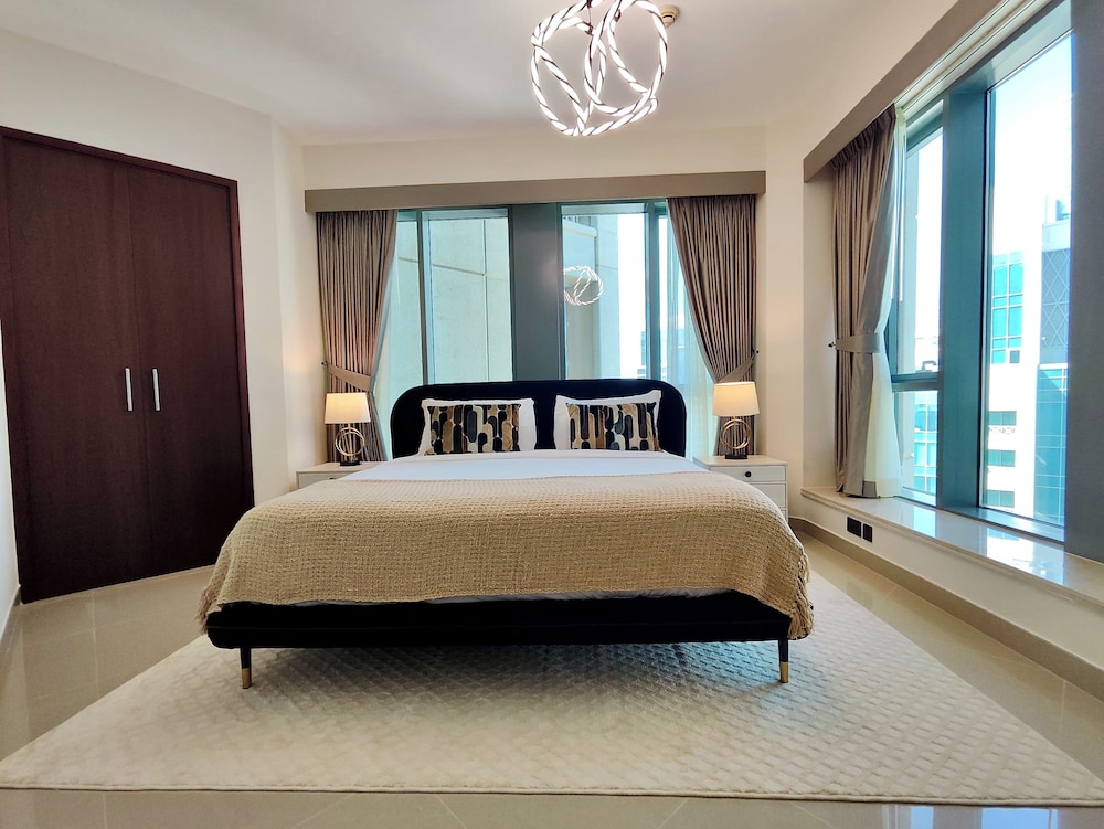 Lux BnB I 29 BLVD Burj & Fountain Views