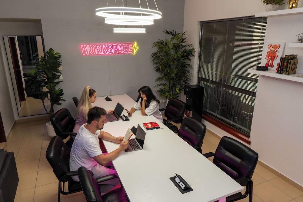 meeting & event spaces