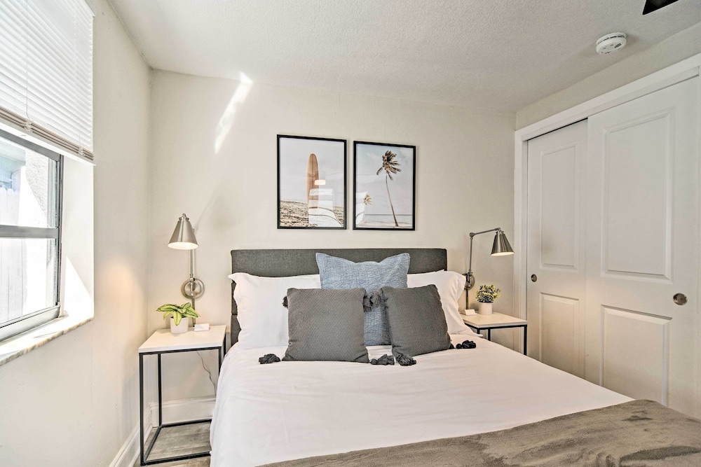 Pet-friendly Madeira Beach Studio Near Coast! view 4