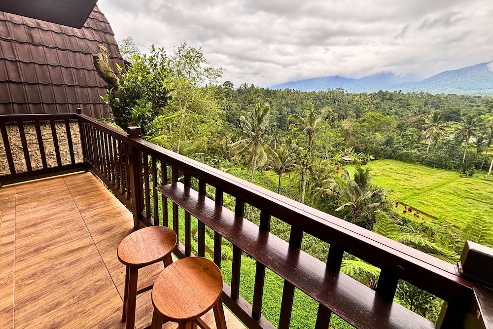 Four Mountains Villa Bedugul