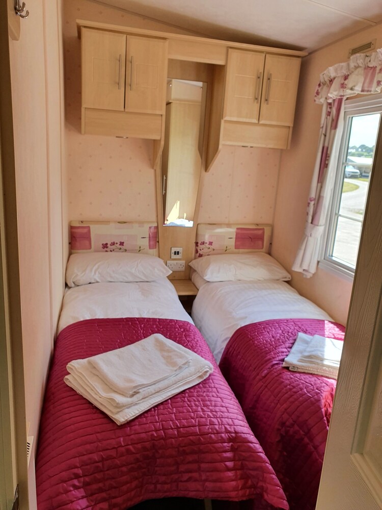 Gaerhyfryd Static Caravan view 3
